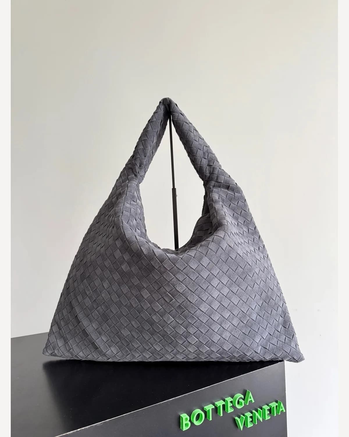 Bottega Veneta Hop — Grey Woven