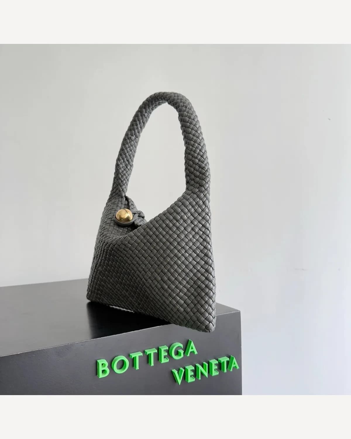 Bottega Veneta Tosca — Grey