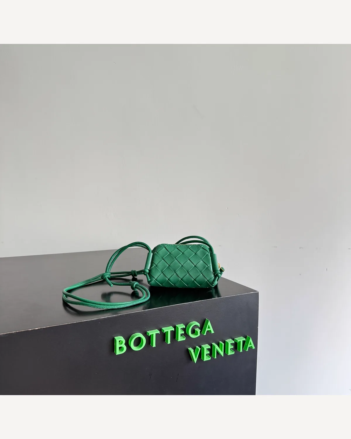 Bottega Veneta Woven Mini Crossbody — Green
