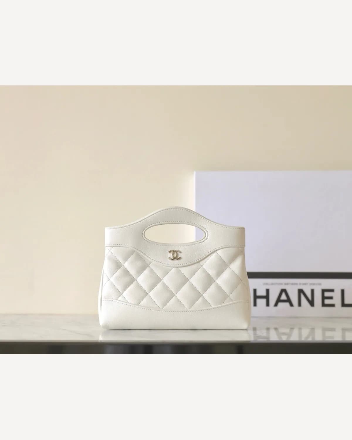 Chanel 31 — White