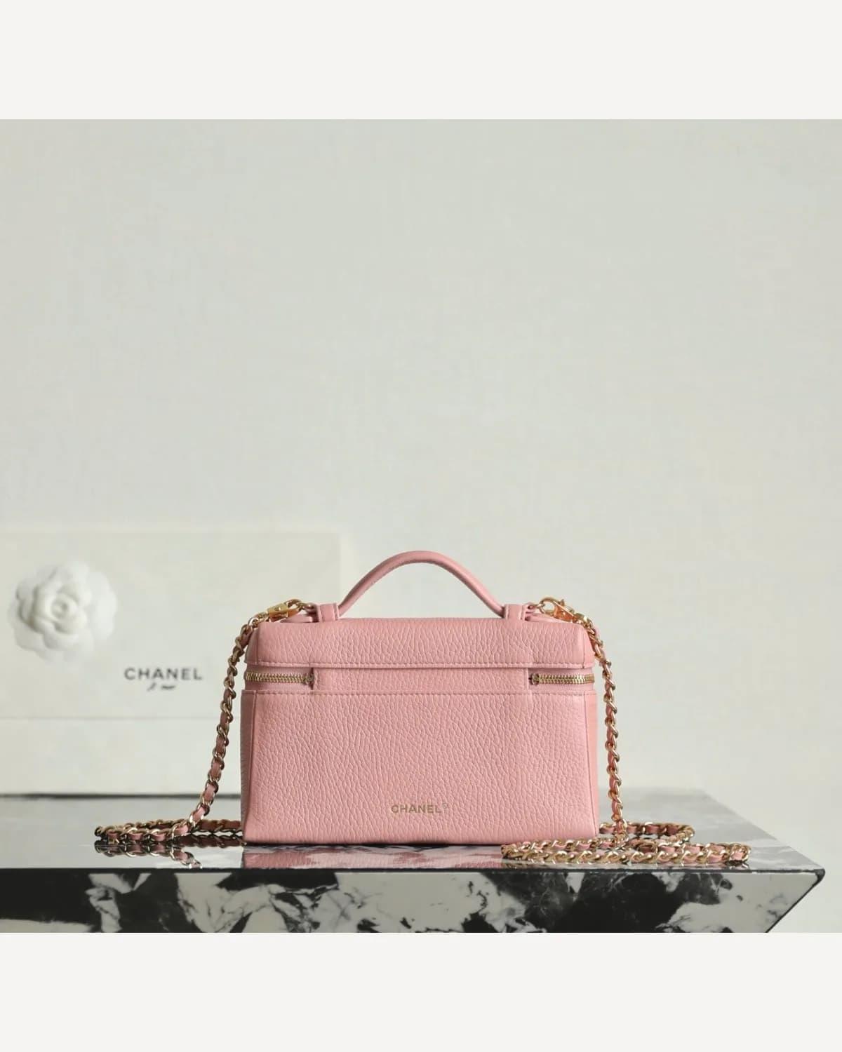 Chanel Vanity Case — Pink