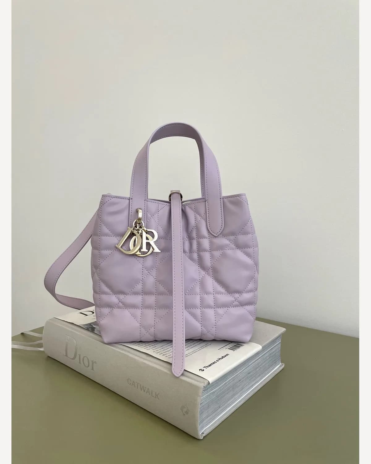 Dior Toujours — Lilac