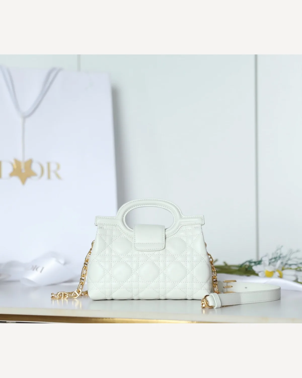 Dior Jolie — White