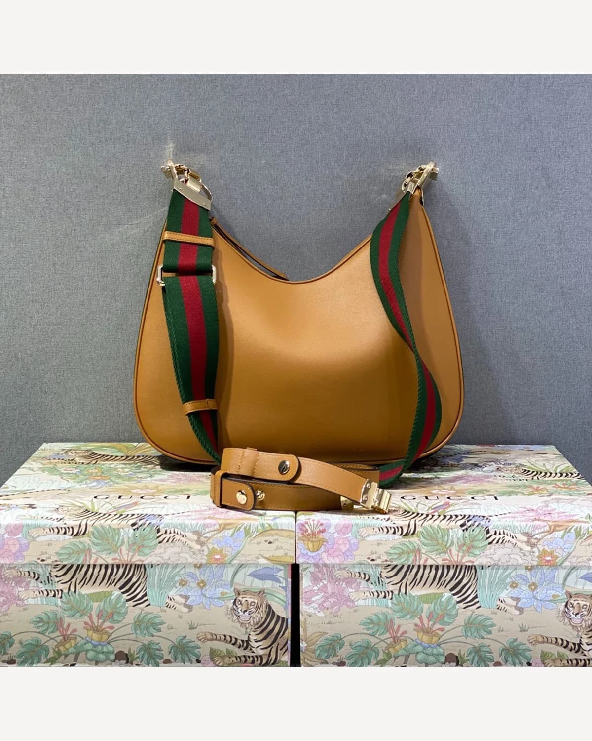 Gucci Crescent Shoulder Bag — Tan