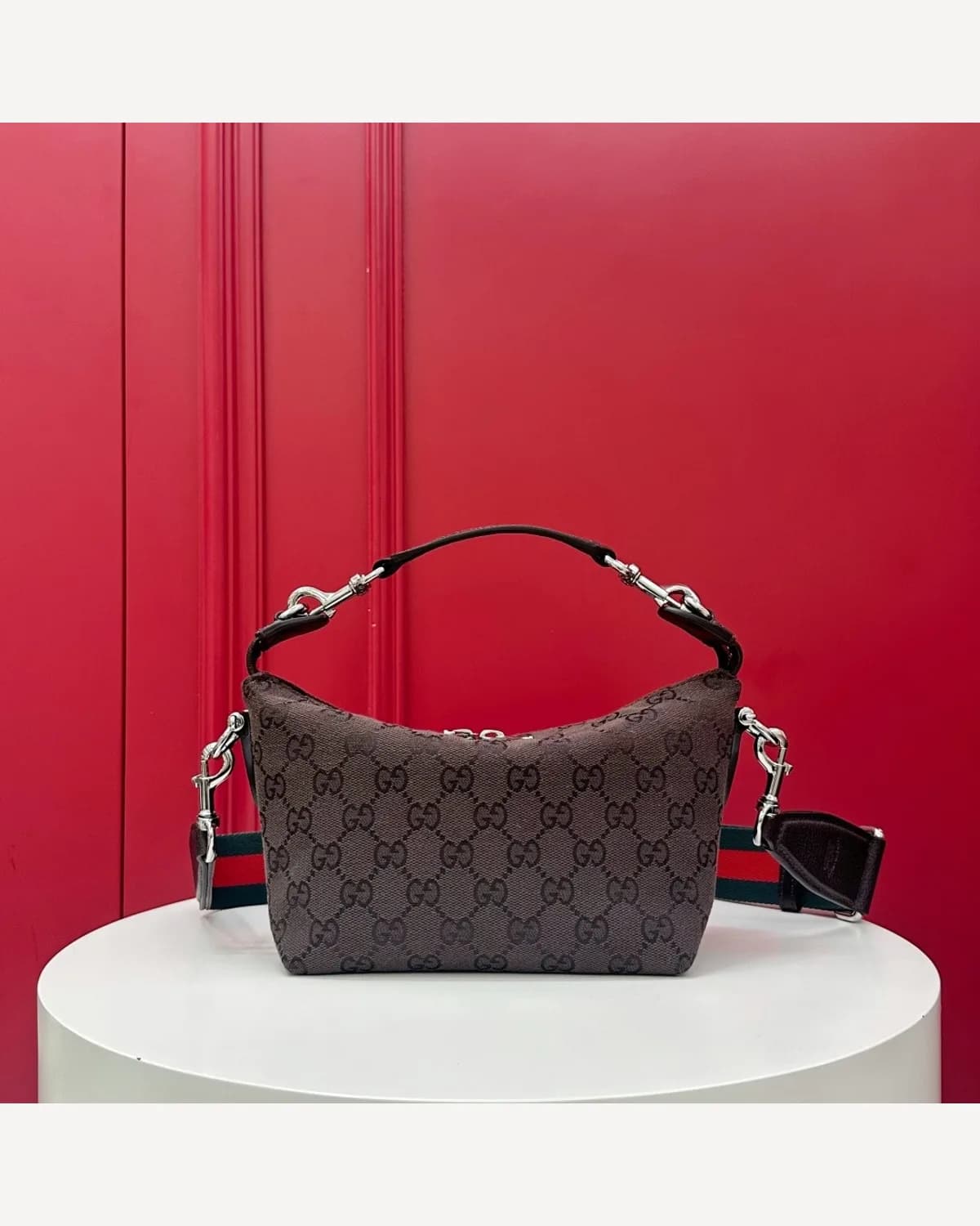 Gucci GG Canvas Hobo — Brown