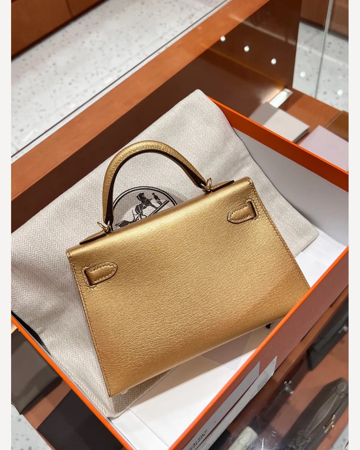 Hermès Kelly — Gold