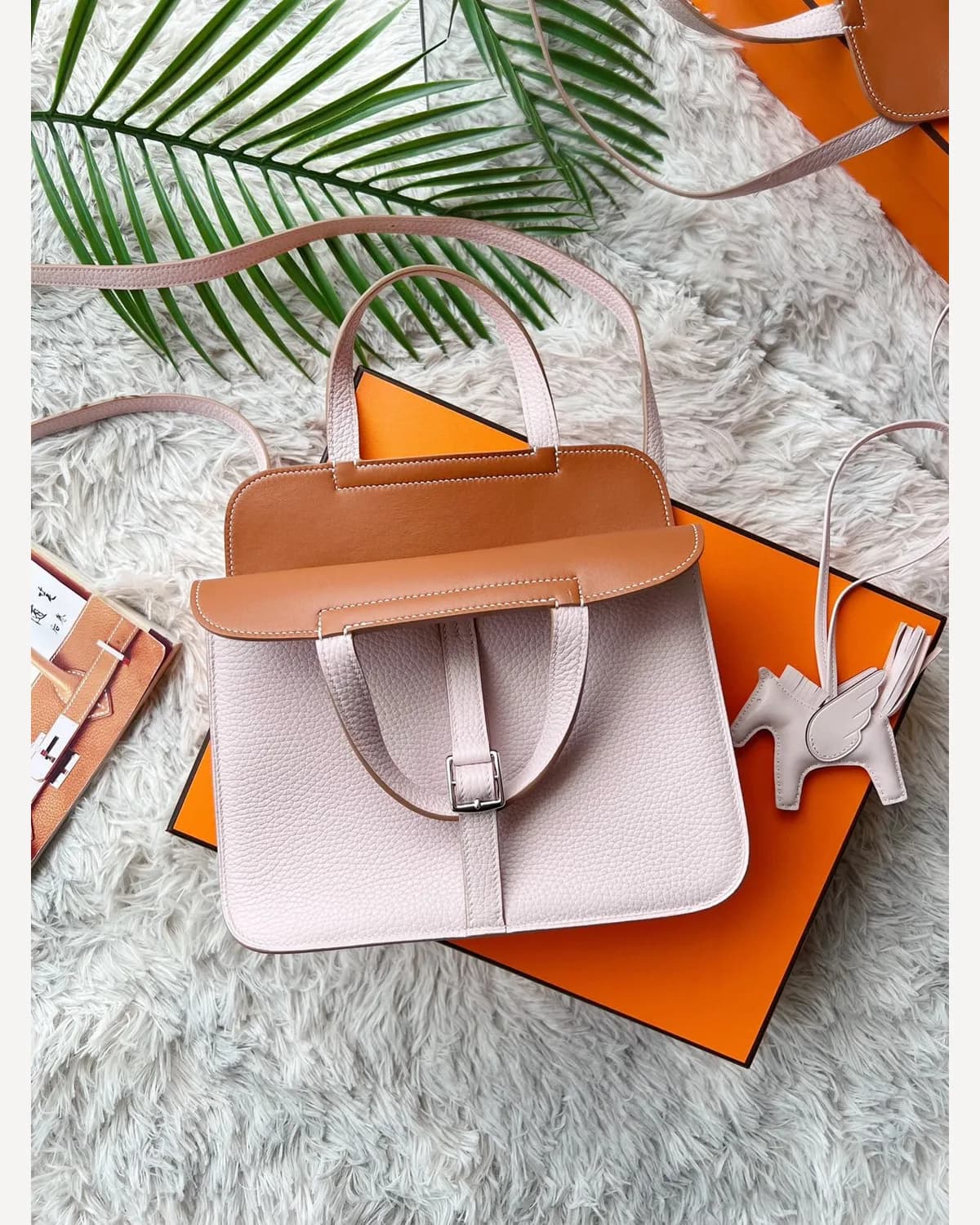 Hermès Halzan — Powder Pink
