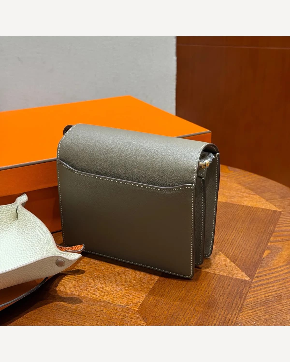 Hermès Roulis — Grey