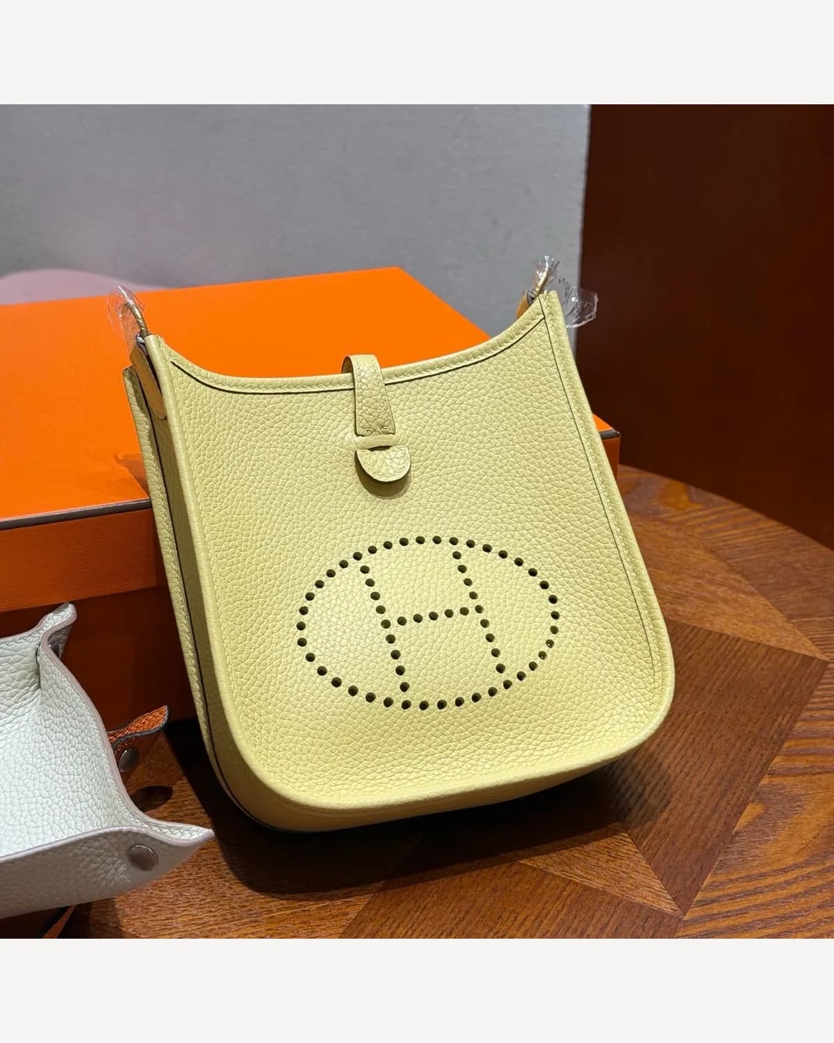 Hermès Evelyne — Yellow