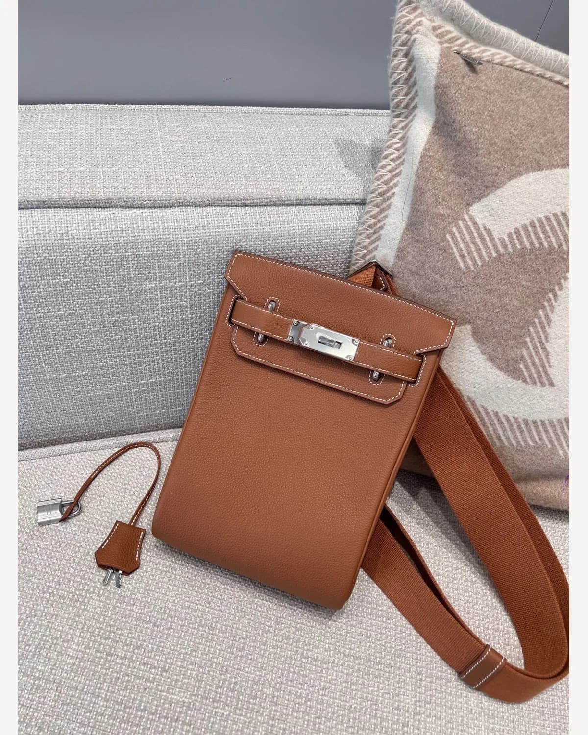 Hermès Hac à Dos — Tan