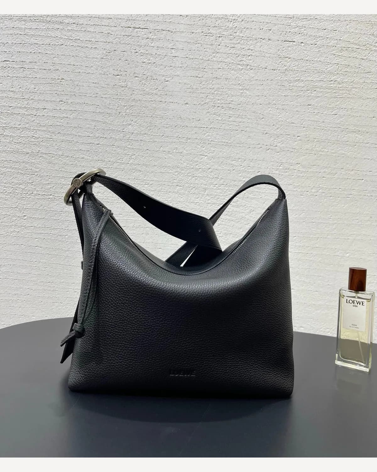 Loewe Hobo — Black