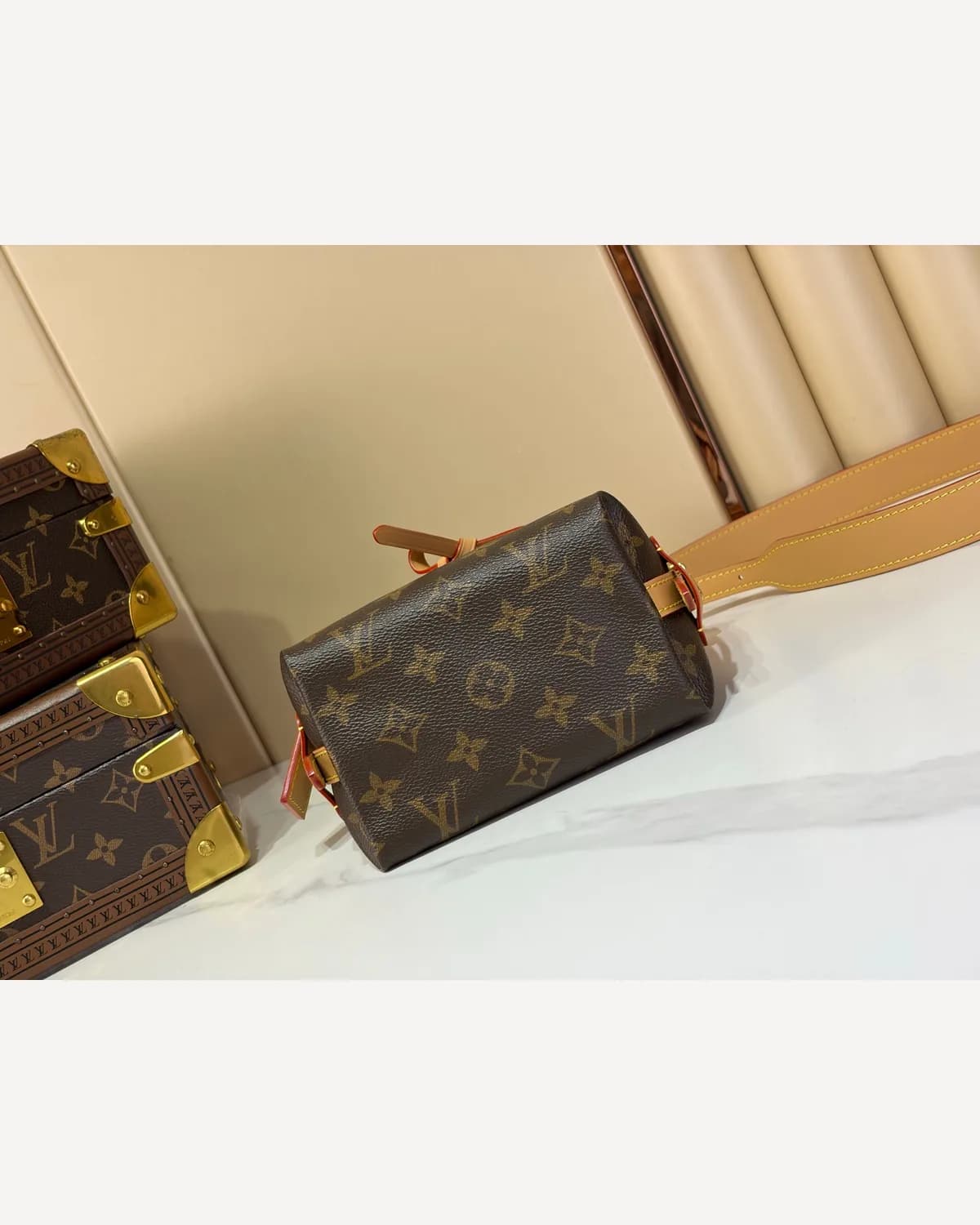 Louis Vuitton Pochette — Brown Monogram