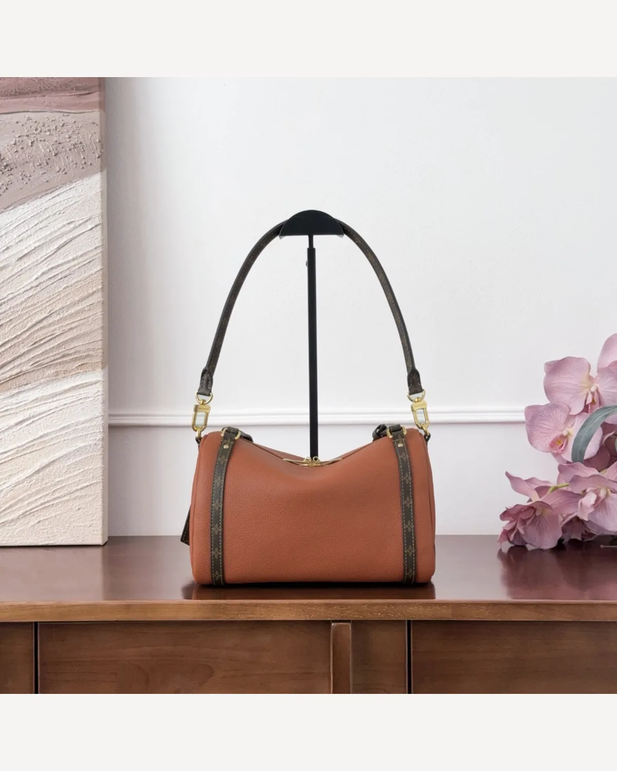 Louis Vuitton Shoulder Bag — Tan